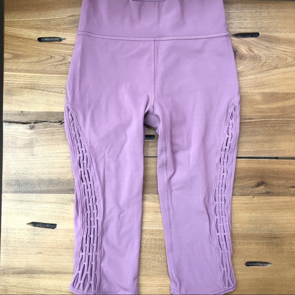 Lululemon Love Knot Crop *15" Figue Luxtreme Pink - Picture 10 of 14